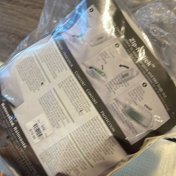 Cleanrest
Mattress Encasement. King. - Picture 3 of 4